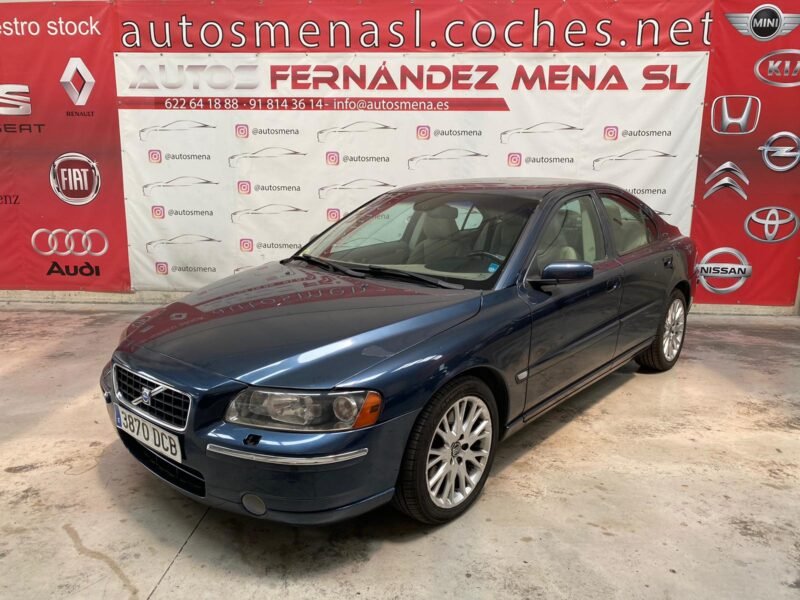 VOLVO S60 2.5 T MOMENTUM