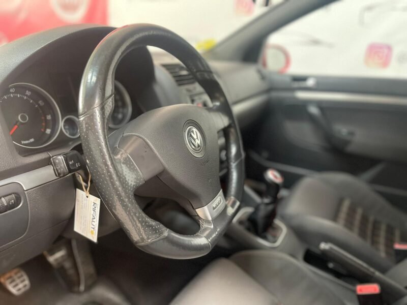 VOLKSWAGEN GOLF 2.0 T FSI GTI