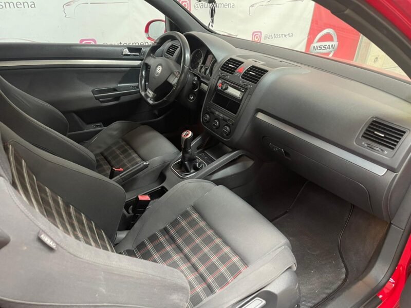 VOLKSWAGEN GOLF 2.0 T FSI GTI