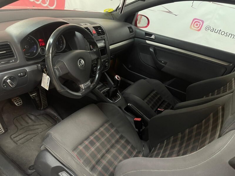 VOLKSWAGEN GOLF 2.0 T FSI GTI