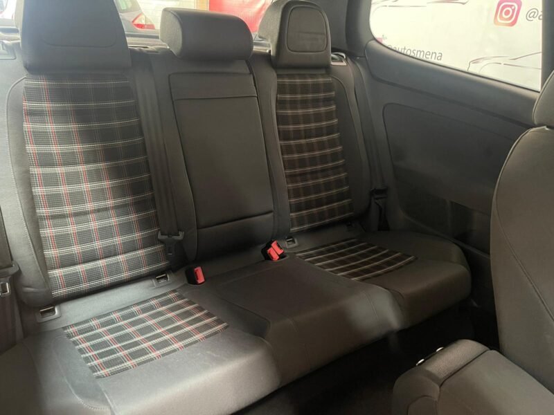VOLKSWAGEN GOLF 2.0 T FSI GTI
